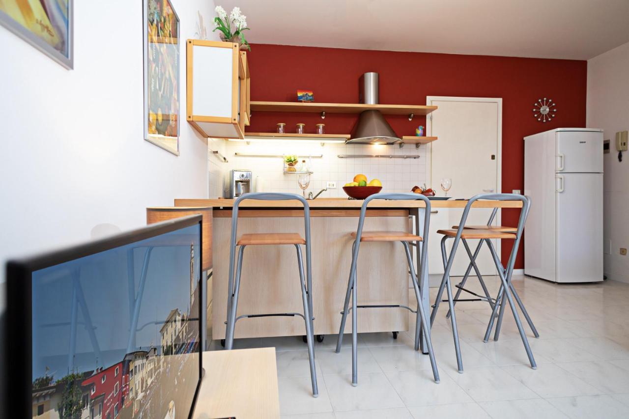 Apartment Ortensia - Regarda Travel Lazise Luaran gambar